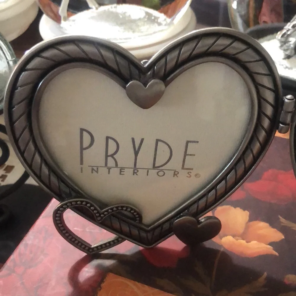 Pryde Interiors Photo/Picture Frame Double Heart Pewter 10.5x5”